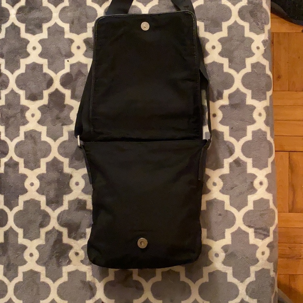 Auth Burberry flight bag made Italy - Picture 6 of 9